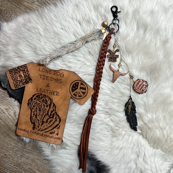 Fun and Unique Hand Crafted Leather and Feather Yellowstone Keychain with Charms - Picture 4 of 12